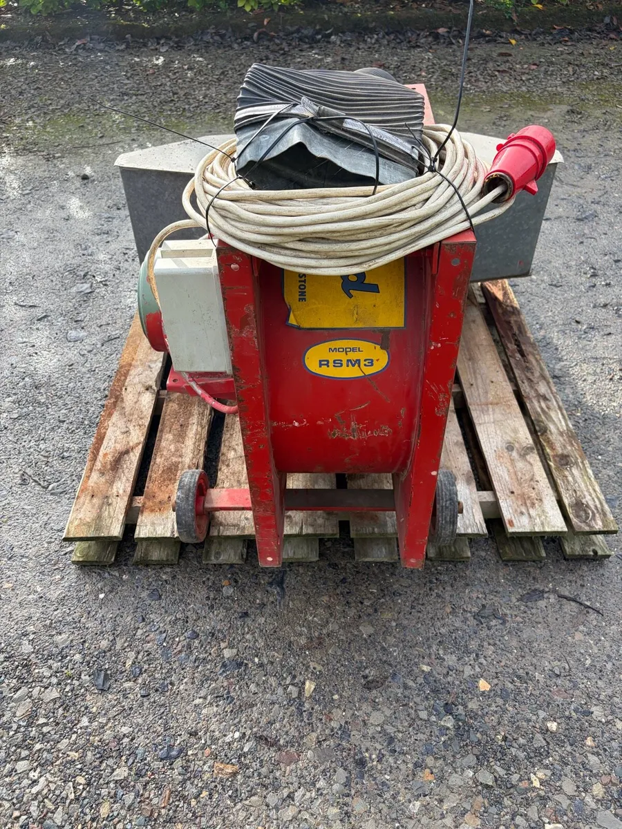 Rekord grain drying fan - Image 3