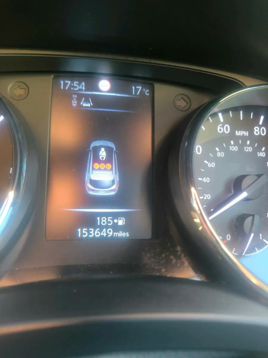 Nissan qashquai 1.5 DCI N-Connecta 5DR Diesel. - Image 2