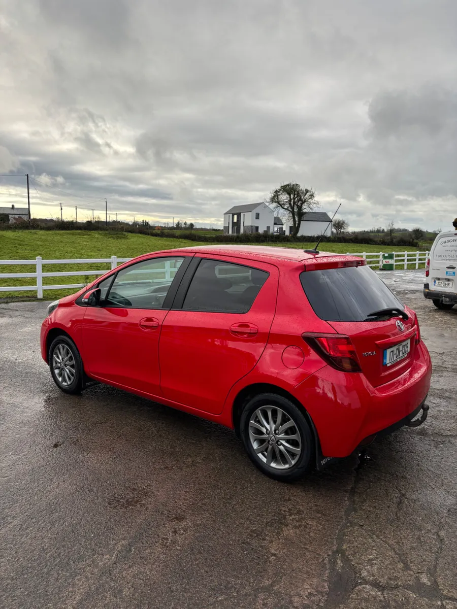Toyota Yaris 2017 - Image 4
