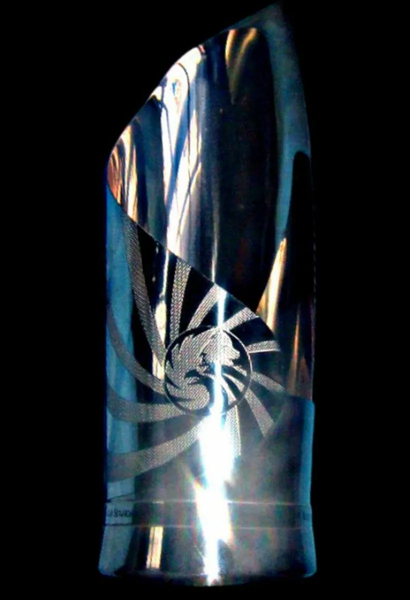 Vintage Russian Standard Vodka Uplighter - Image 4