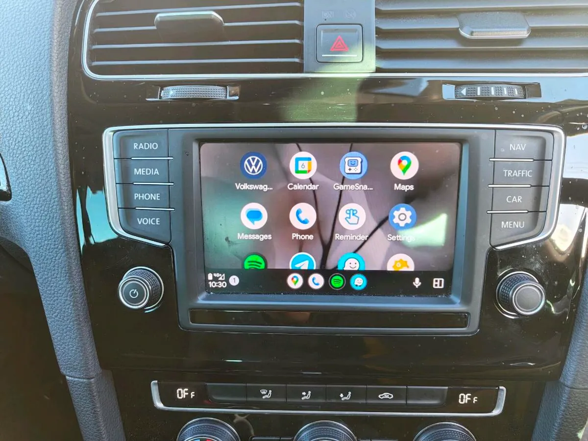 VW golf low miles auto high spec - Image 4