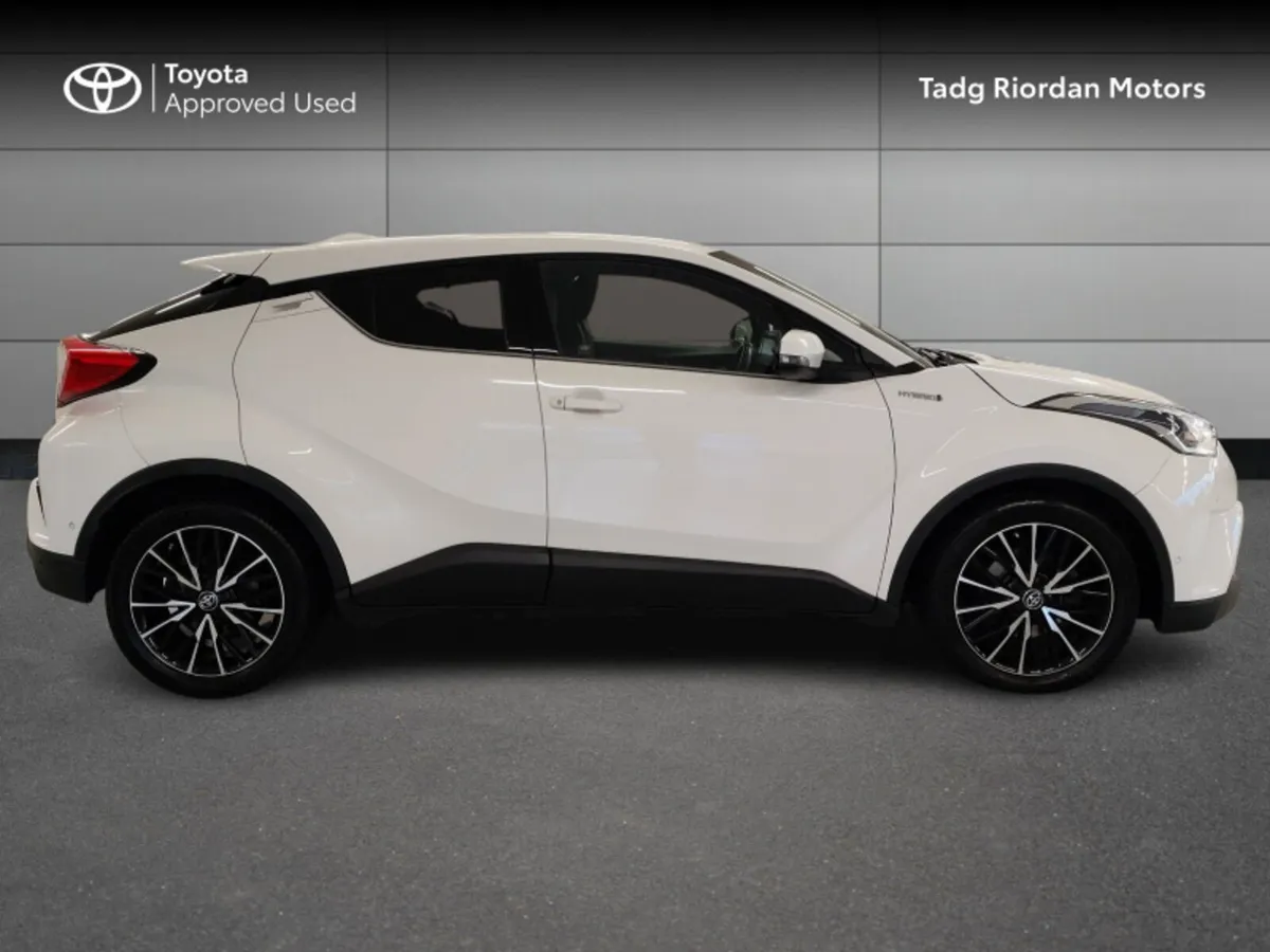 Toyota C-HR 1.8 EXCEL HEV 5DR *PRICE REDUCTION* - Image 3