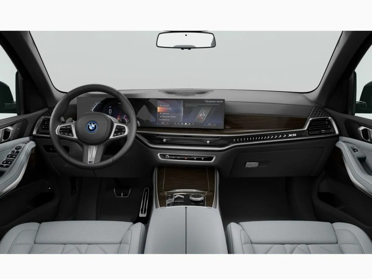 BMW X5 Xdrive50e M Sport Pro - Image 3