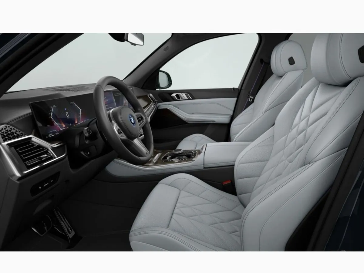 BMW X5 Xdrive50e M Sport Pro - Image 4