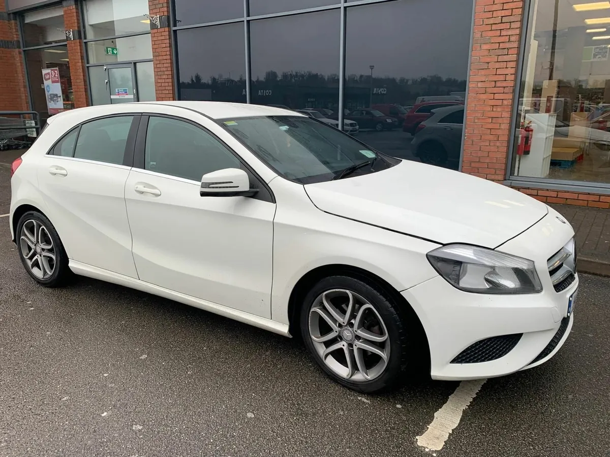 Mercedes-Benz A-Class 2014 - Image 2