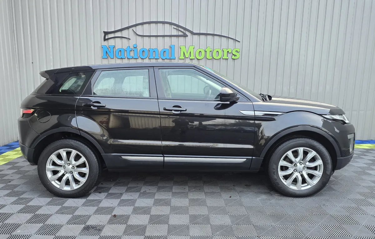 2017 Range Rover Evoque 2.0 TD4 SE Automatic - Image 2