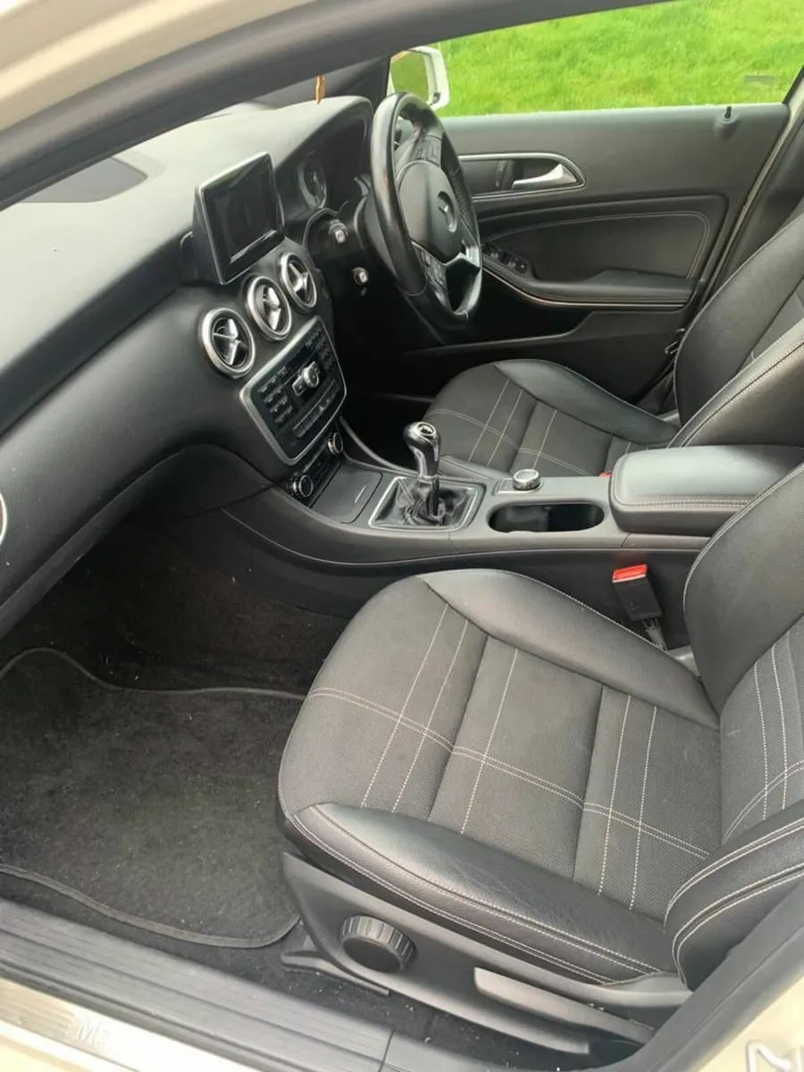 Mercedes-Benz A-Class 2014 - Image 3