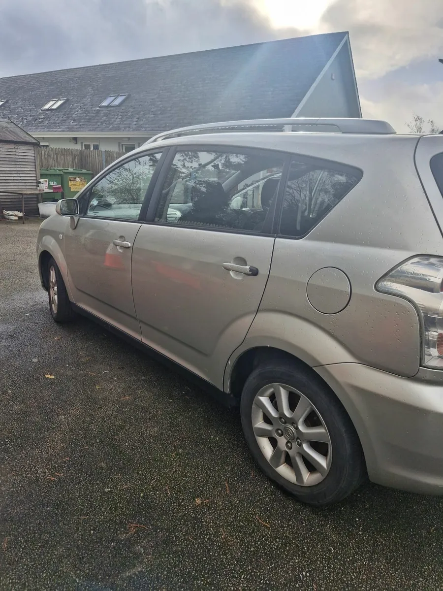 Toyota Corolla 2007 - Image 2