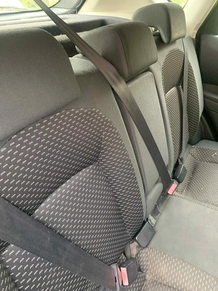 I am selling Nissan Qashqai 2007, GOOD CONDITION - Image 4