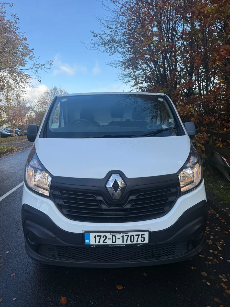 Renault Trafic 2017 Low Mileage INCLUDES VAT - Image 3