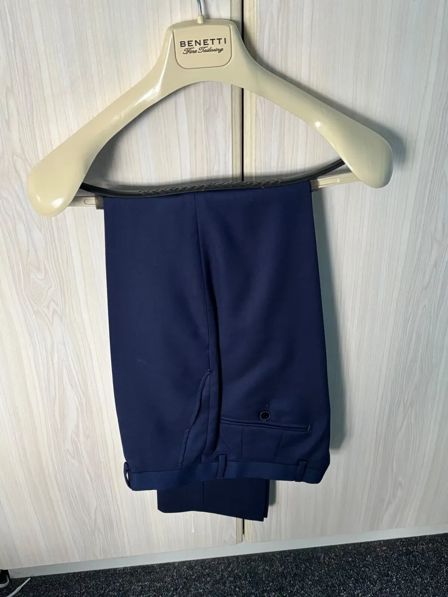 Benetti Men’s Suit - Image 4