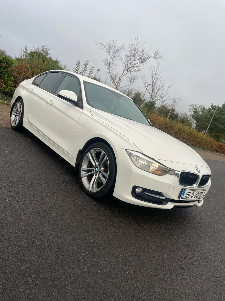 BMW 318D - Image 1