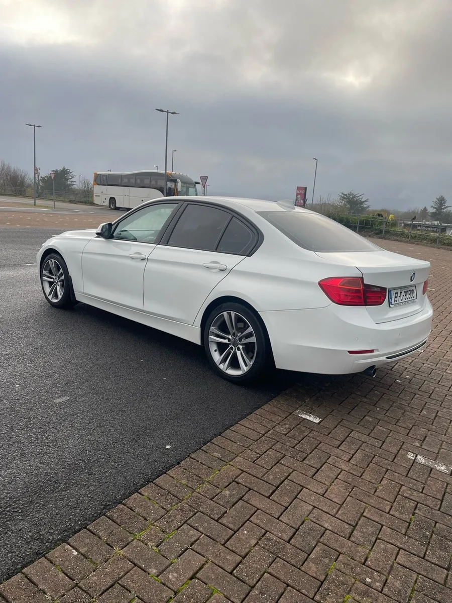 BMW 318D - Image 3