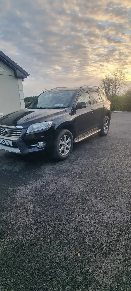 Toyota RAV4 2010 - Image 4