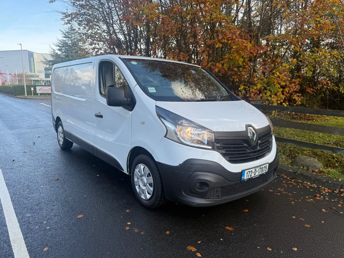 Renault Trafic 2017 Low Mileage INCLUDES VAT - Image 2