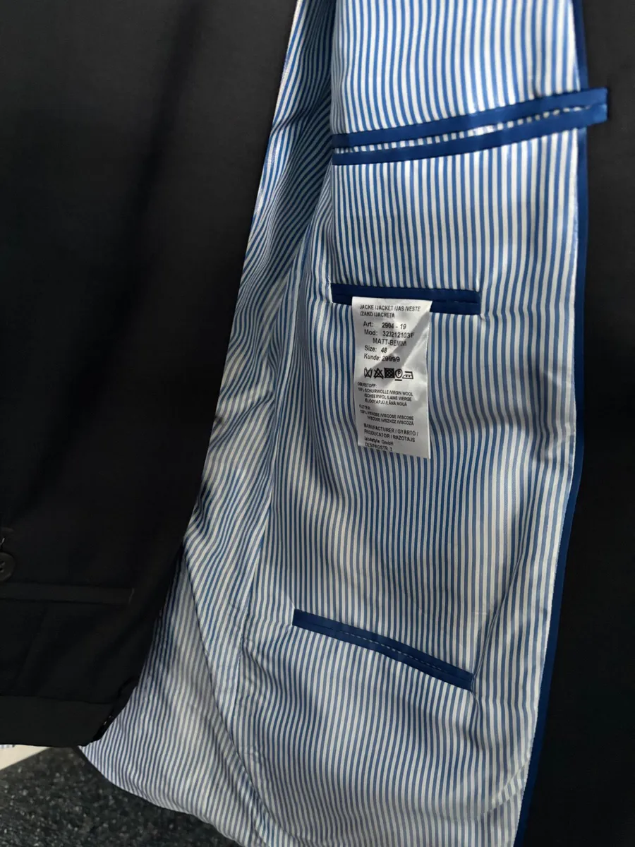 Men’s Suit - Image 2