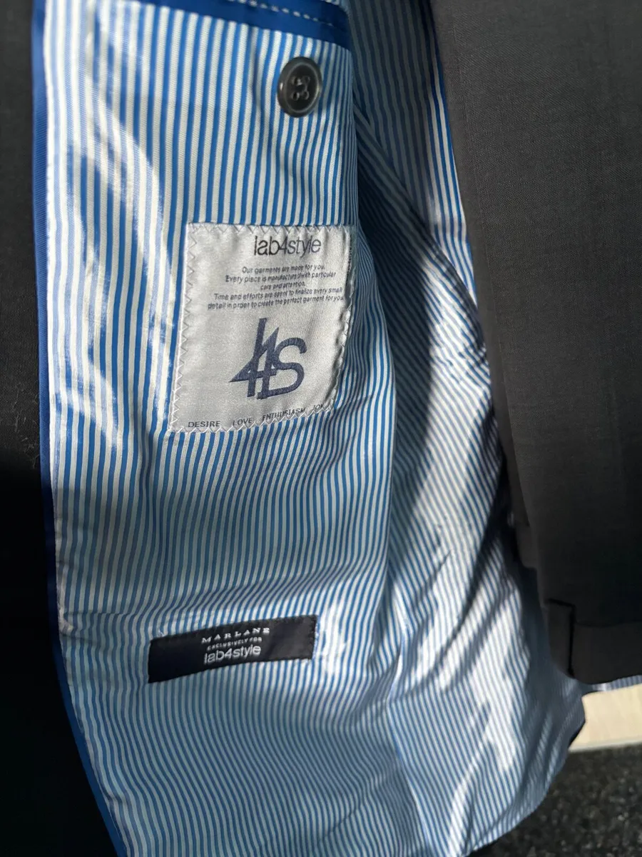 Men’s Suit - Image 3