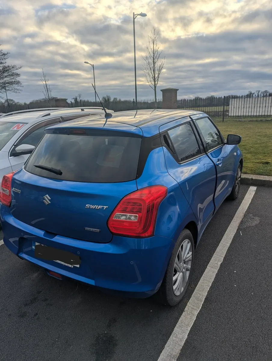 Suzuki Swift 2023 - Image 3