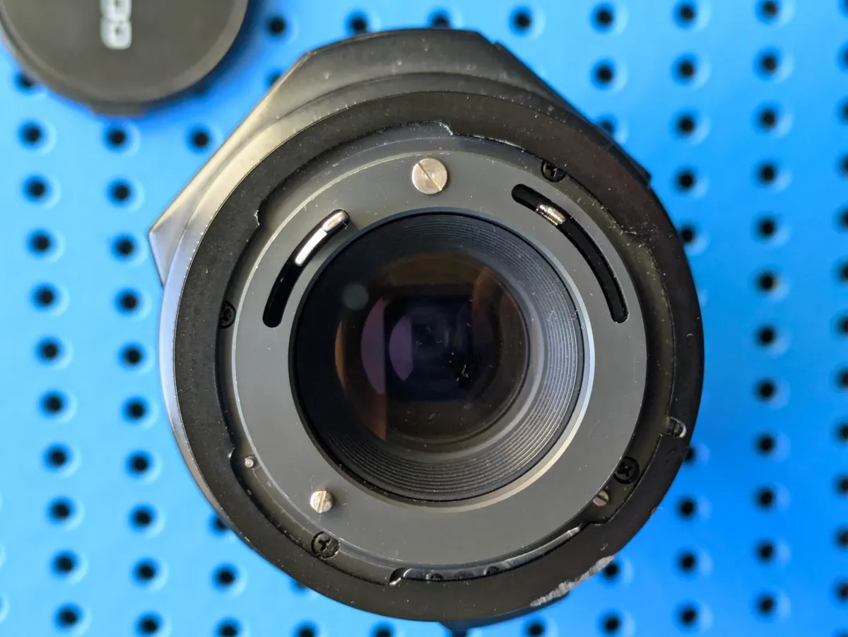 Canon FD mount Cosina 75-200mm 1:4.5 MC Macro lens - Image 3