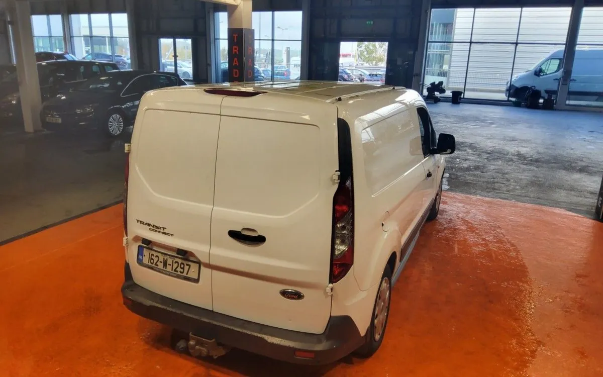 Ford Transit Transit LWB Trend 1.5 TD 100BHP - Image 4