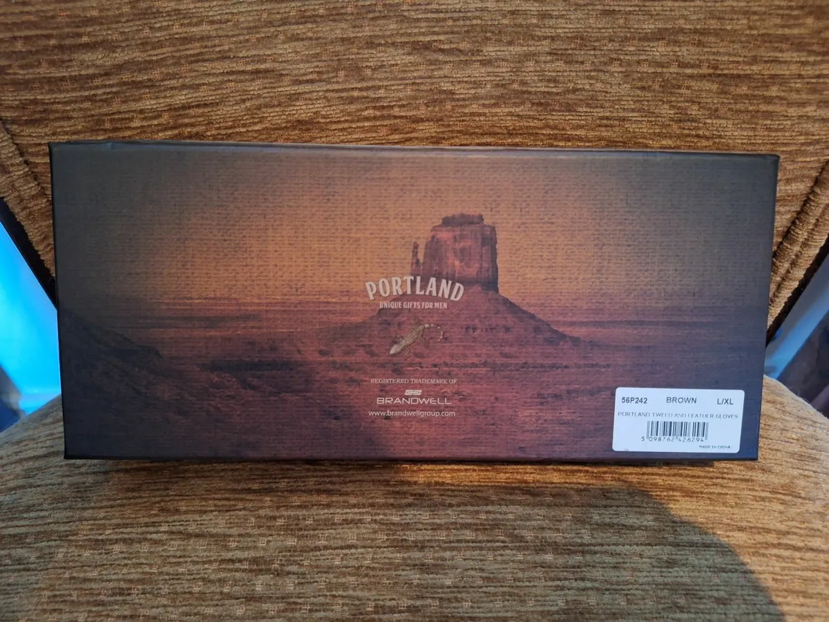 NEW Leather and tweed gloves L/XL - Image 4