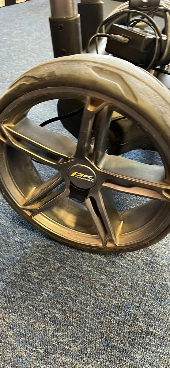 Powakaddy fx7 gps - Image 3