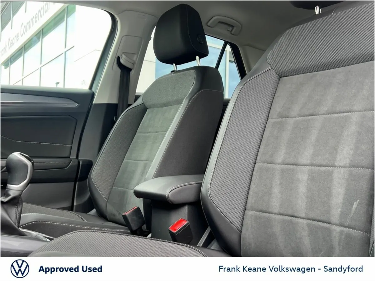 Volkswagen T-Roc *Style* 1.0TSI 110HP Manual @Fran - Image 4
