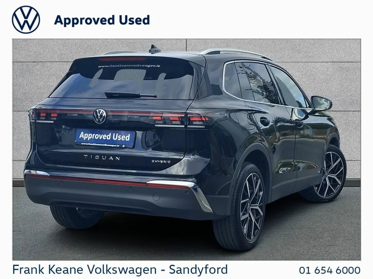 Volkswagen Tiguan *Elegance* 1.5TSI PHEV 204HP Aut - Image 3