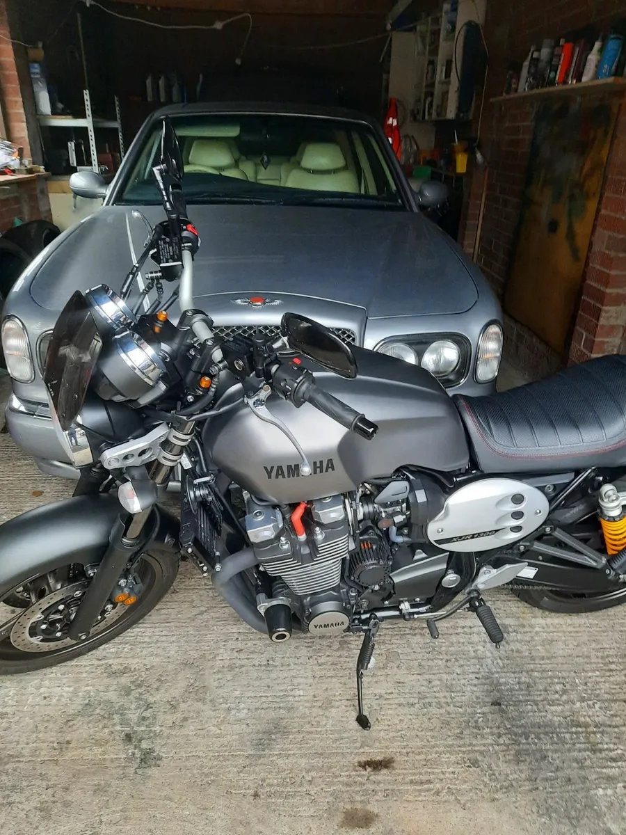 YAMAHA XJR 2016 - Image 1