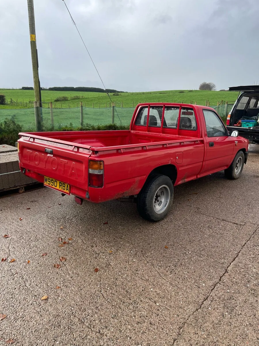 toyota hilux mk3 - Image 3