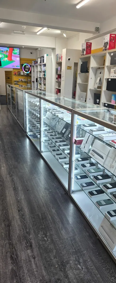 Tech Repairs (phones, pc, ipad, tablet - Image 4