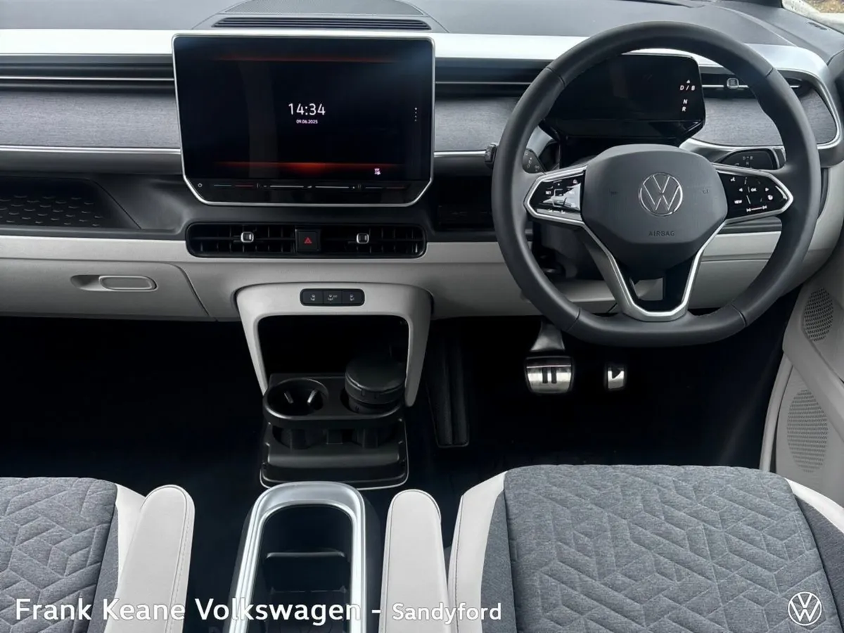Volkswagen ID.Buzz LWB 7-SEATER STYLE 86KWH 286BHP - Image 2