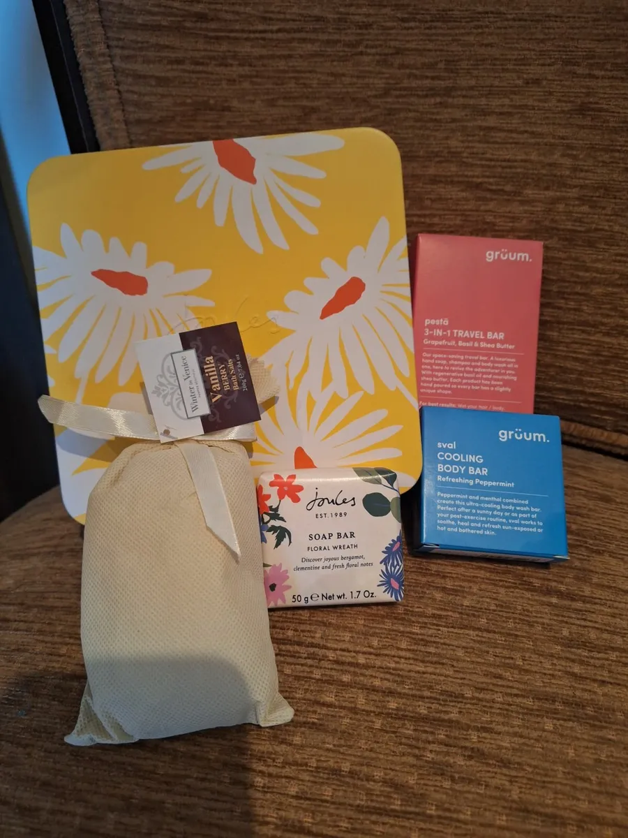 NEW Soap and bath salts