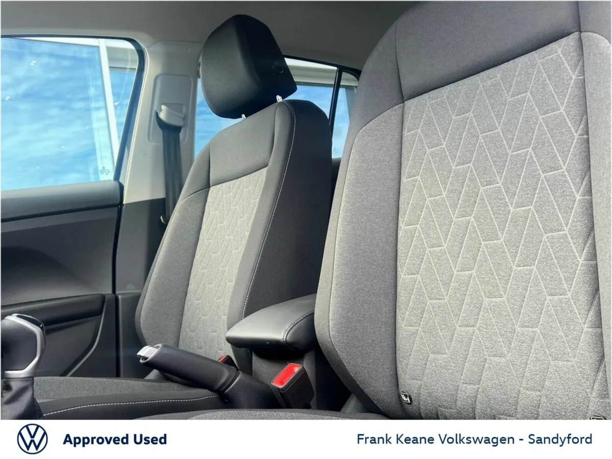 Volkswagen T-Cross *Edition 75* 1.0TSI 95HP Manual - Image 4