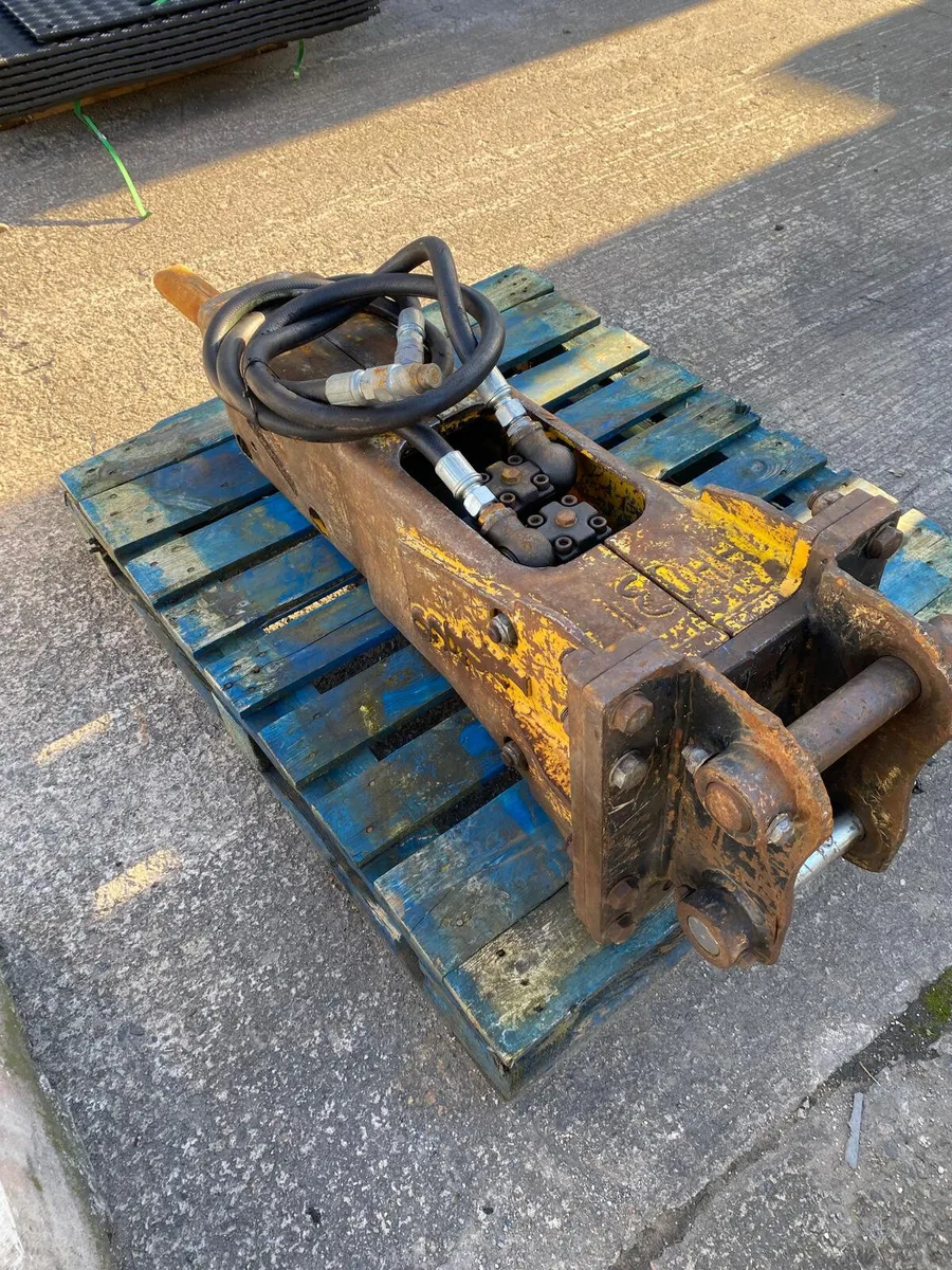 INDECO HP600 5T ROCK BREAKER FOR SALE - Image 2