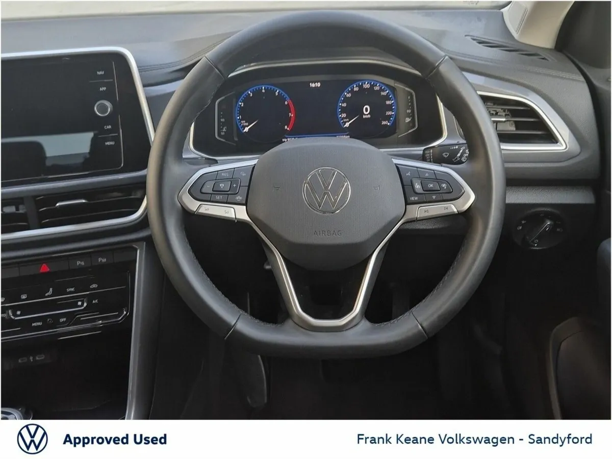 Volkswagen T-Roc *Style* 1.0 TSI 116HP Manual @Fra - Image 4