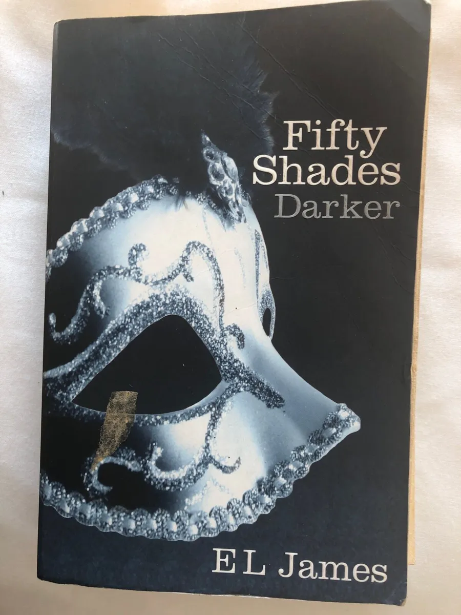 Fifty Shades Darker book