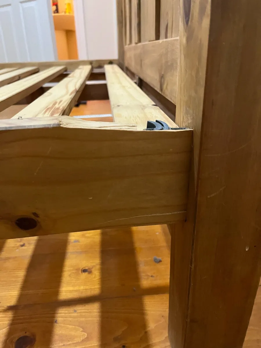 Double bed frame, 2 lockers and chest drawers - Image 4