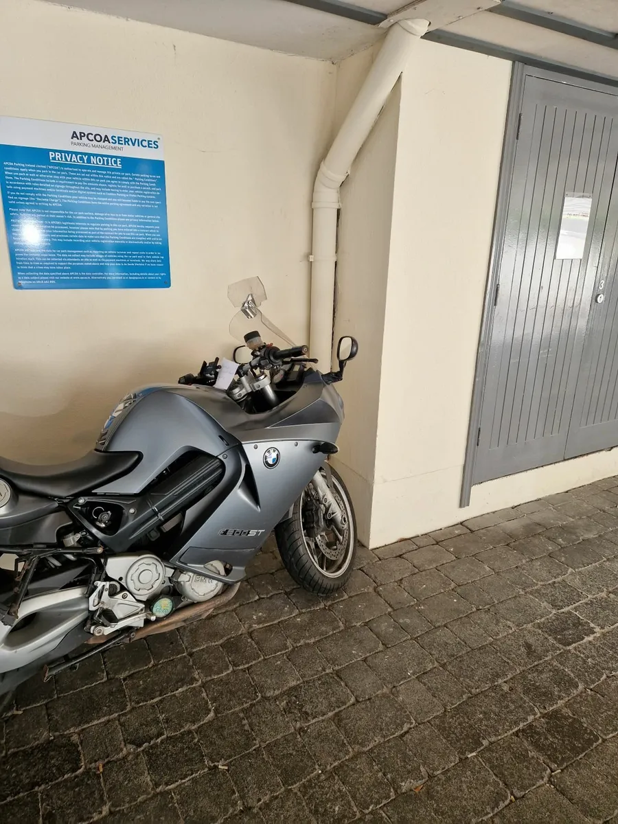 BMW F 800 ST 2008 - Image 2