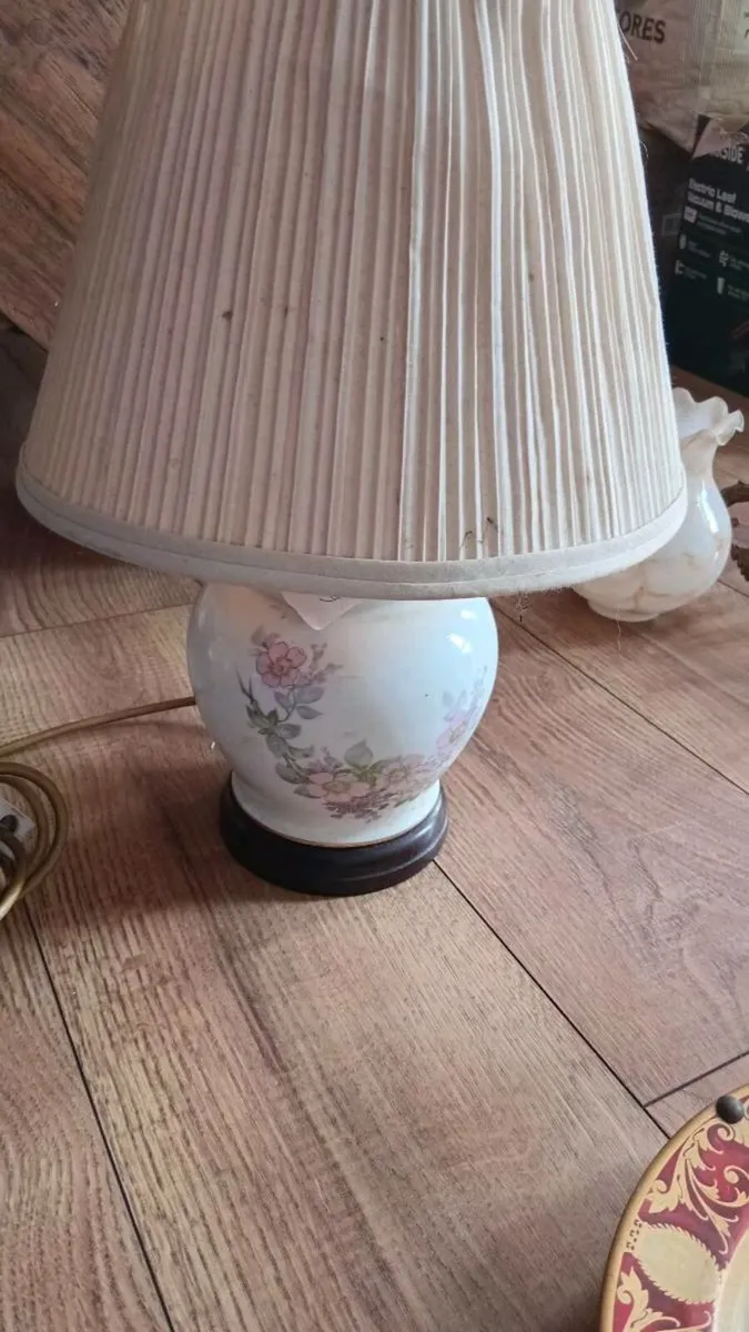 Vintage lamp - Image 1