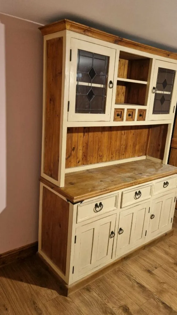 Kitchen dresser - Image 2