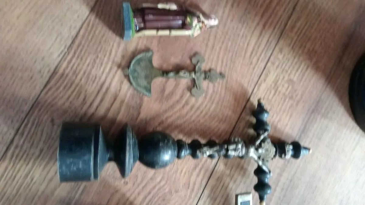 Vintage religious items - Image 3