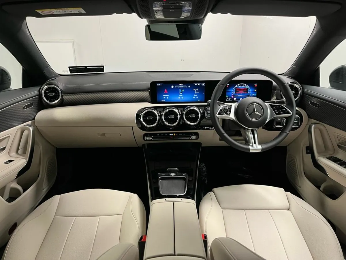 Mercedes-Benz CLA 180 Progressive - 18 Inch Alloys - Image 4