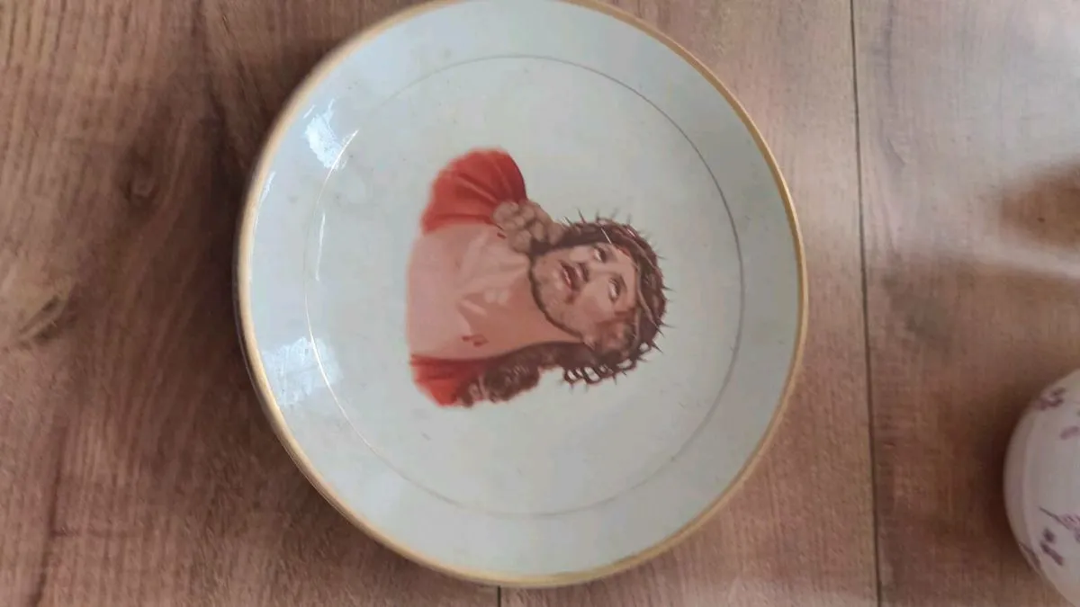 Vintage Jesus plate