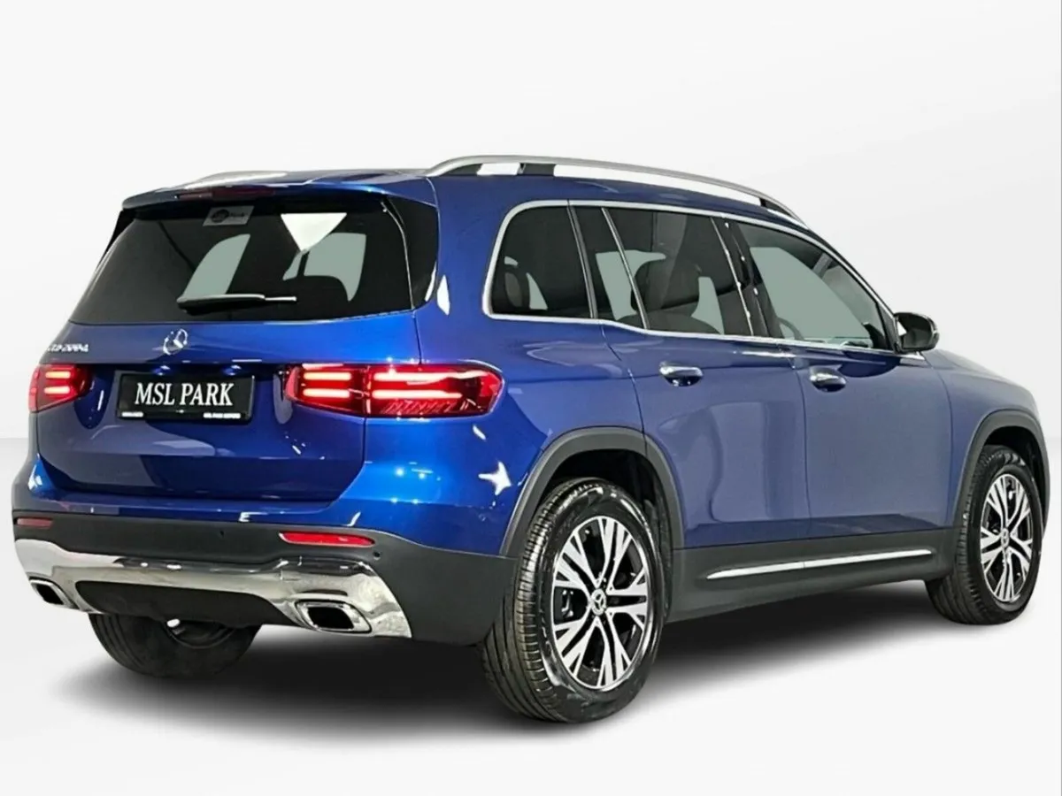 Mercedes-Benz GLB 200d Demonstrator - High Spec Pr - Image 3