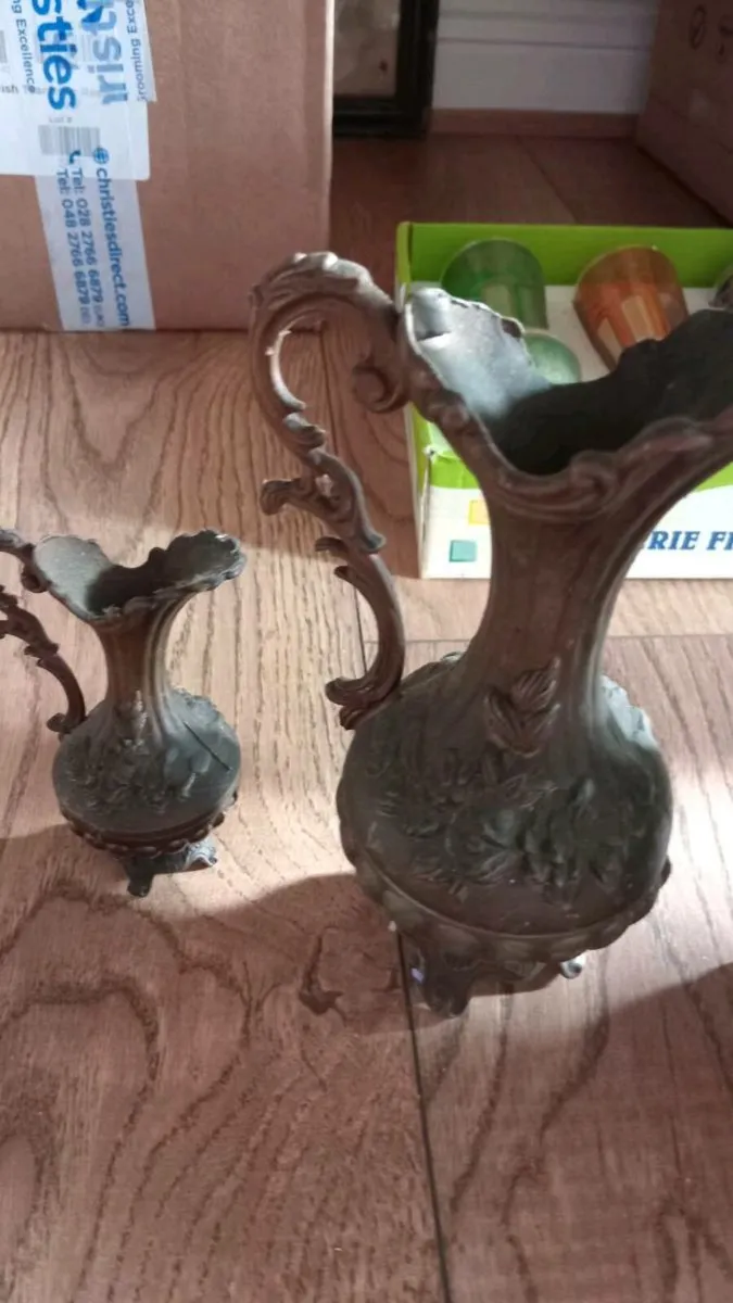 Vintage pewter jugs - Image 3