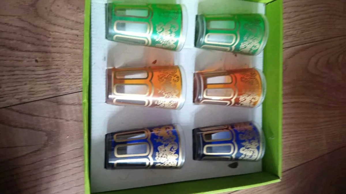 Vintage tea glasses - Image 1