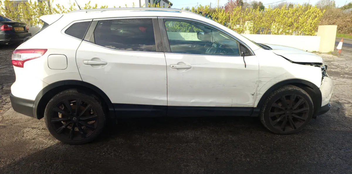 2015 NISSAN QASHQAI 1.6 DIESEL FOR BREAKING! - Image 3