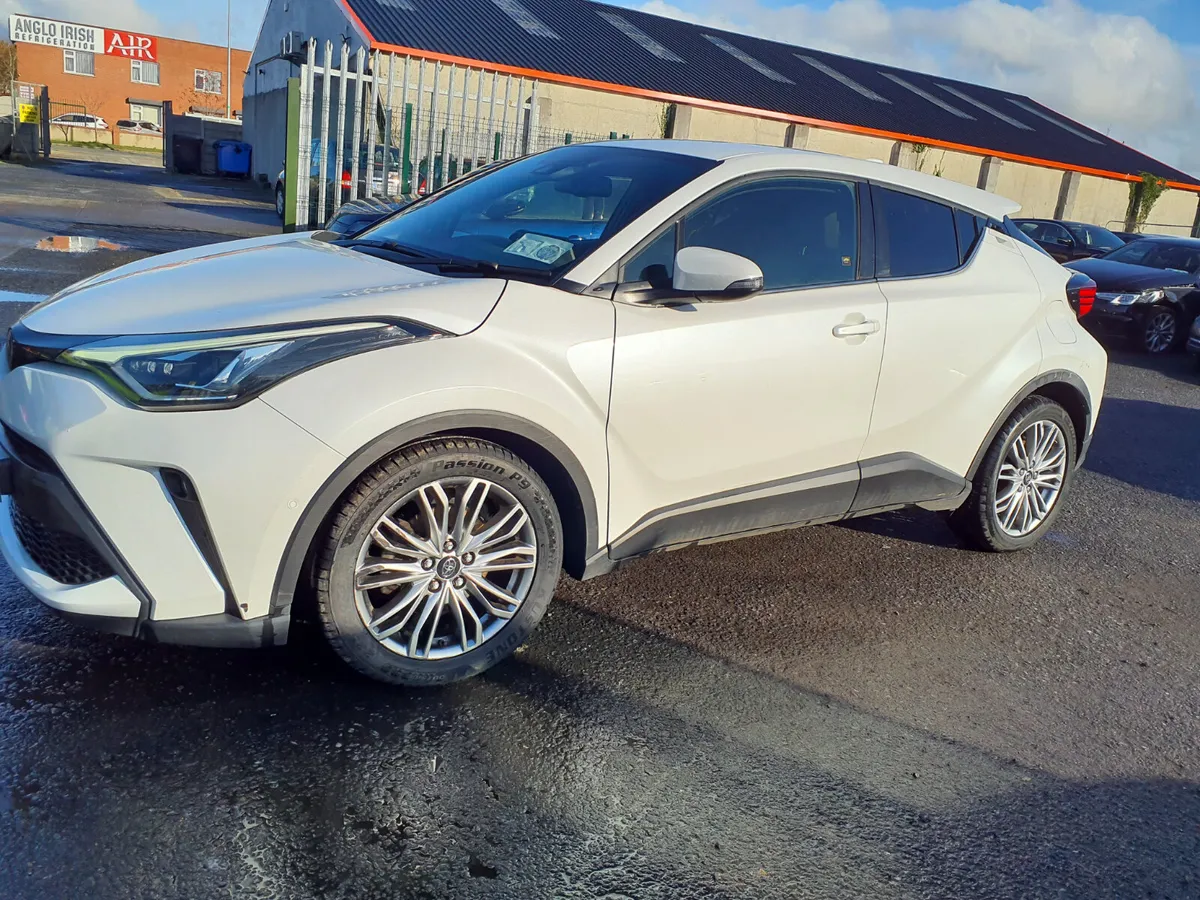 2023 TOYOTA C-HR €17,950 - Image 2