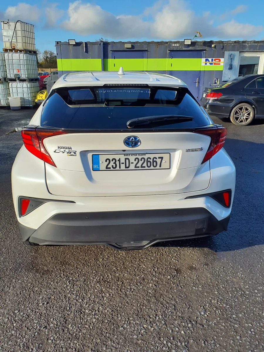 2023 TOYOTA C-HR €17,950 - Image 4